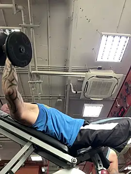 luv2masterb8247 online show from March 5, 2:03 am