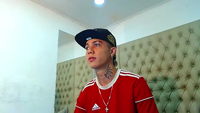 HannibalLester online show from December 29, 10:47 pm