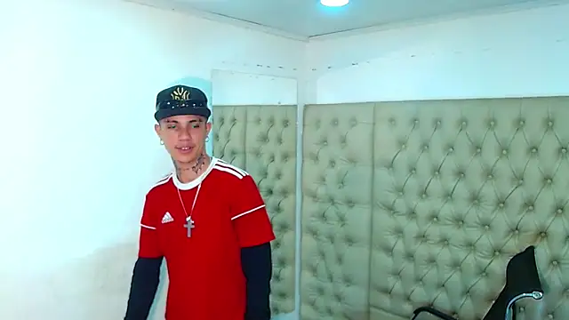 HannibalLester online show from January 15, 8:16 pm