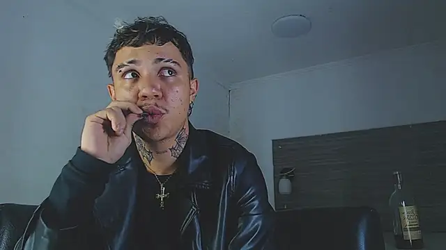 HannibalLester online show from March 13, 12:37 am