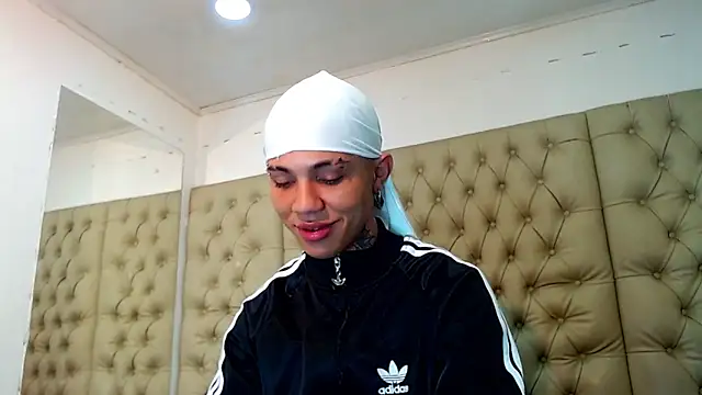 HannibalLester online show from January 5, 2:27 am