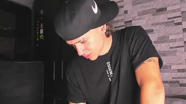 Dimitri higth420 online show from November 12, 2:45 pm