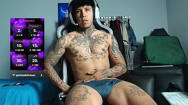 Nickhot0609 online show from March 23, 9:48 am