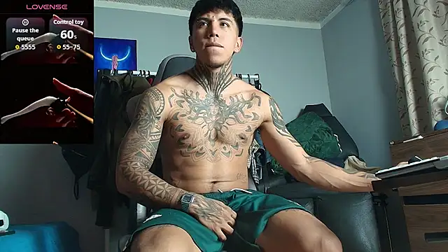 Nickhot0609 online show from April 20, 4:26 am