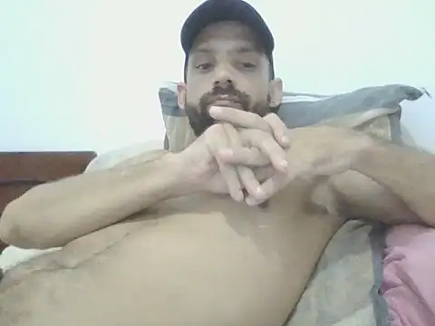 ubermaluco1 online show from February 2, 7:46 pm