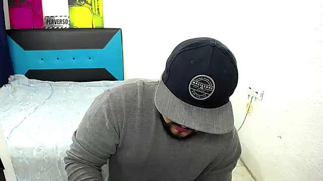 Snapshot of pitbullveryhot chatting on October 3, 2:16 am pitbullveryhot online show from October 3, 2:16 am