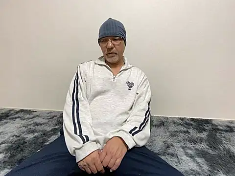 Grandpa29hijii online show from February 11, 12:37 pm