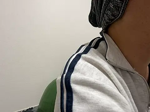 Grandpa29hijii online show from March 3, 1:15 pm