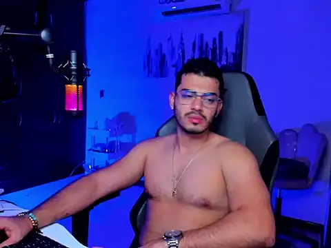 BrunoD31 online show from March 1, 3:17 am