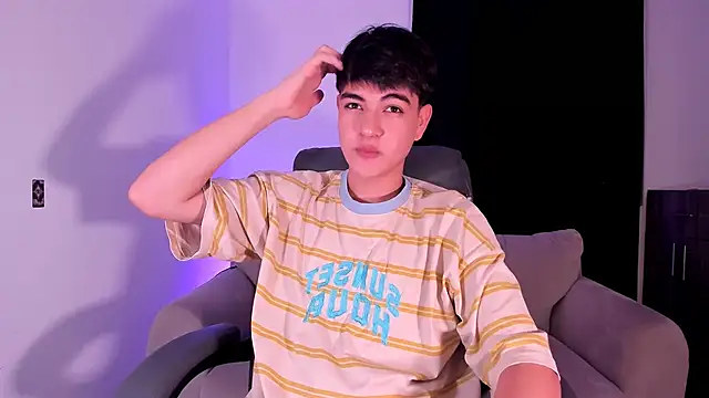 JaycoThomas online show from September 28, 11:58 pm