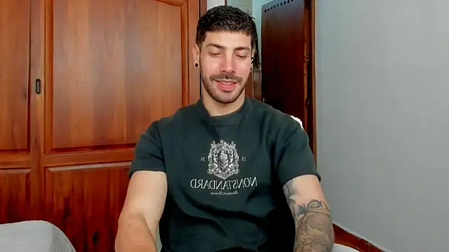 Guyinthemountain online show from June 25, 4:34 pm