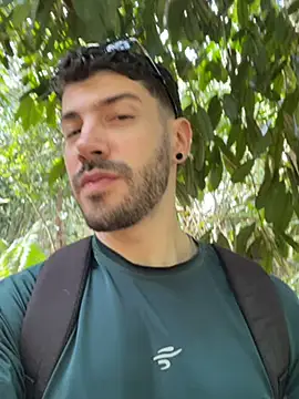 Guyinthemountain online show from August 1, 1:43 pm