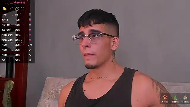 iamcamiloo  online show from December 17, 4:34 am