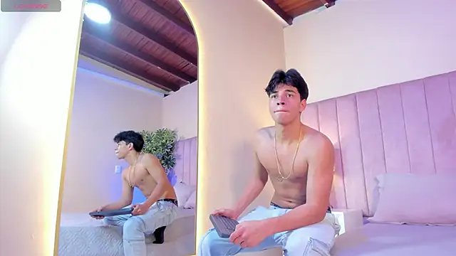 Benjamin More online show from February 6, 12:05 pm