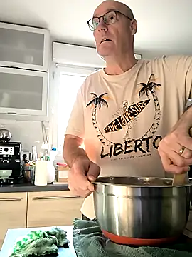 bogland33 online show from January 15, 3:07 pm