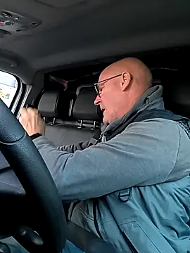 bogland33 online show from October 15, 4:25 pm