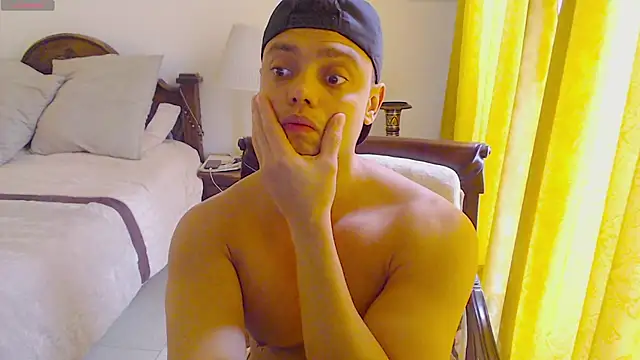 Booy Hott online show from February 6, 3:20 pm