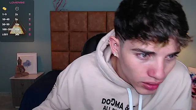 AlejooTwink online show from December 23, 2:50 pm