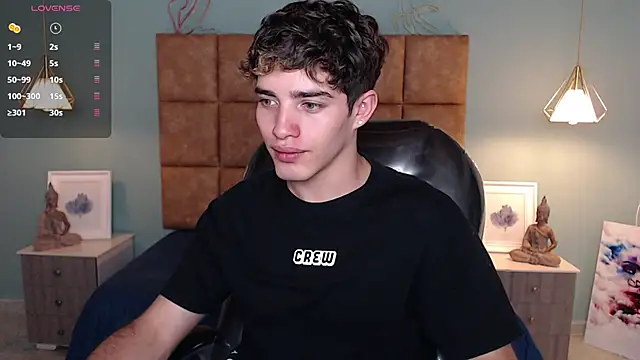 AlejooTwink online show from December 17, 6:20 pm