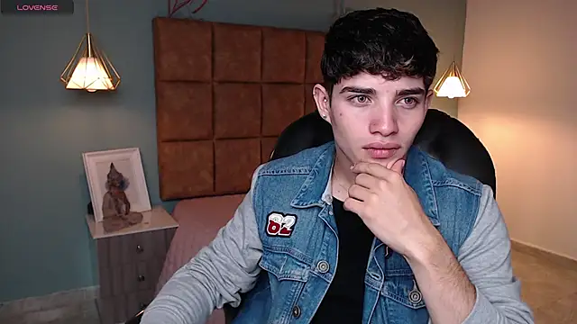 AlejooTwink online show from January 25, 5:40 pm