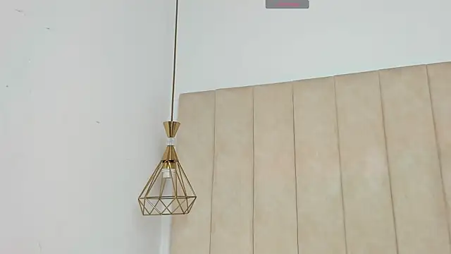 AkazaBoy  online show from April 17, 8:11 pm