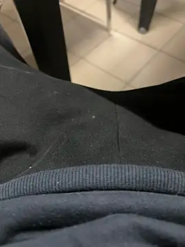 daubine46 online show from March 24, 2:22 pm