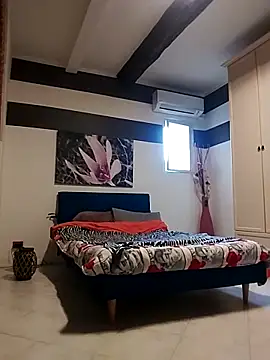 affascino online show from December 15, 11:40 am