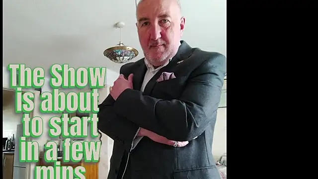 Adamdaddybear online show from October 18, 1:27 pm