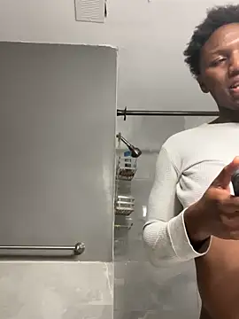 Festivitiesking1 online show from November 3, 1:24 pm