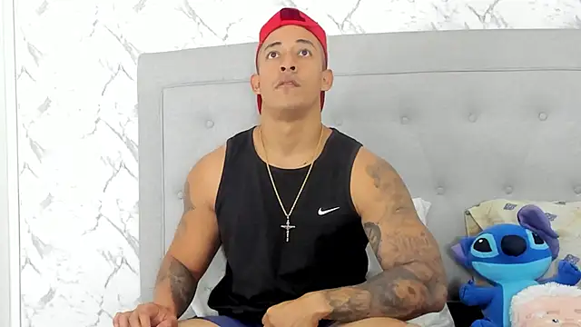 luigiferrara online show from January 25, 3:30 pm