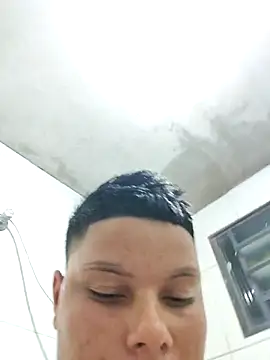 putoso031 online show from March 6, 11:20 pm