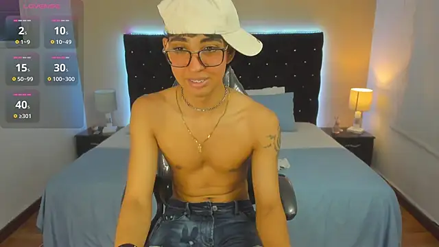 Dark hairy  online show from January 7, 2:54 am