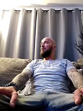 Beardedtattood online show from January 16, 11:37 pm