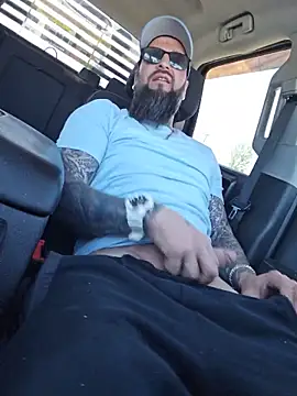 Beardedtattood online show from May 21, 3:27 pm