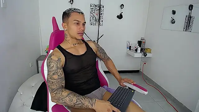 Leonard Price online show from September 20, 1:16 am