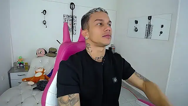 Leonard Price online show from September 26, 1:47 am