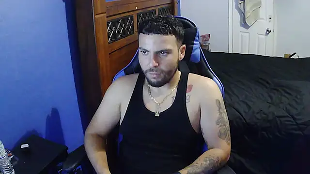 Snapshot of MasterKvn chatting on October 29, 9:01 am MasterKvn online show from October 29, 9:01 am