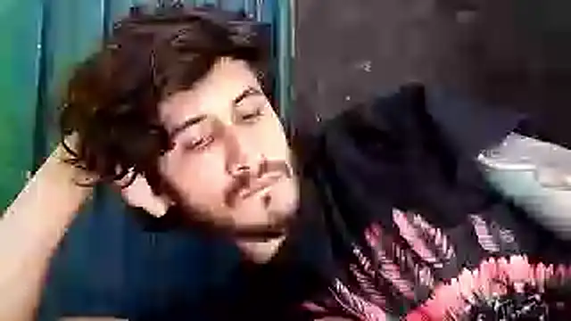 Loggan donnelly online show from November 5, 7:05 pm