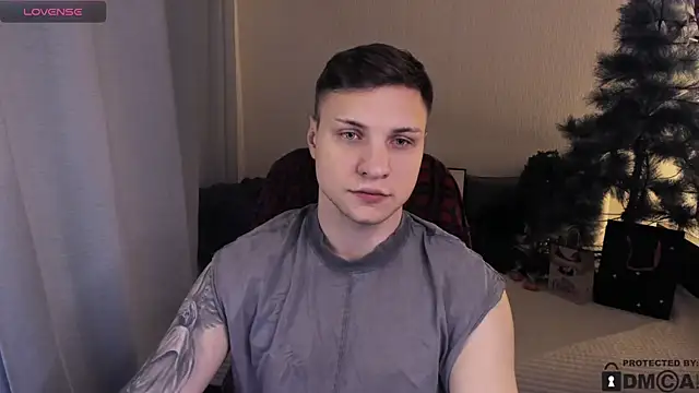 handsome guy01 online show from January 17, 12:13 am