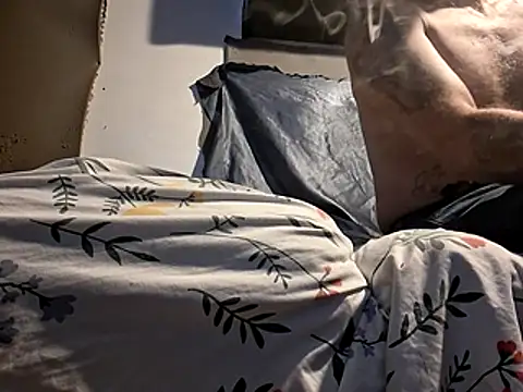 Cantufamily1979 online show from January 12, 11:14 am