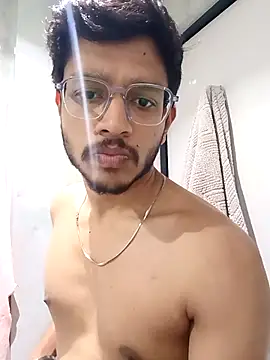 skinnyyyyyyyyy online show from March 3, 10:44 am