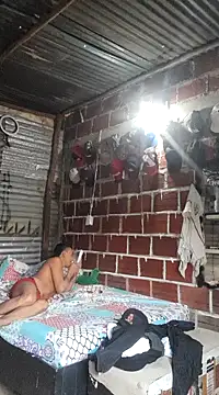 tayson  online show from January 20, 11:45 am