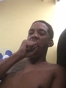 lionheart05 online show from December 23, 11:04 am