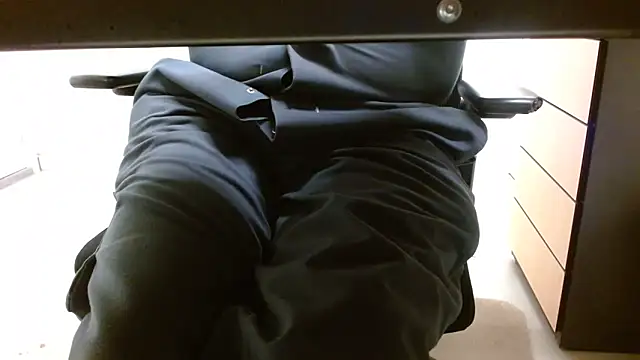 lovewalknaked online show from November 12, 4:46 pm