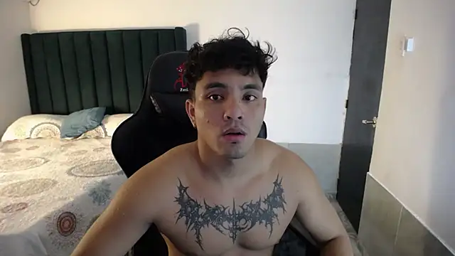 man dur07 online show from November 7, 8:01 pm