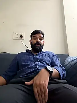 Snapshot of Fun_Guuy chatting on January 12, 5:11 pm Fun Guuy online show from January 12, 5:11 pm