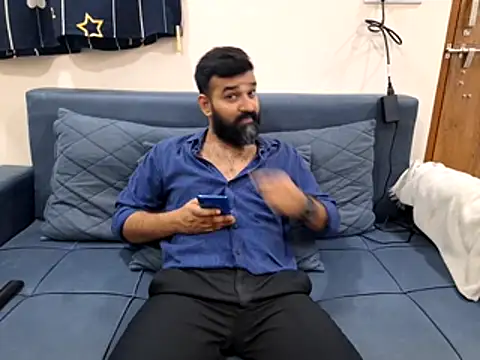 Fun Guuy online show from November 2, 1:37 pm