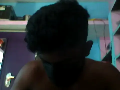 Snapshot of Whiskyboye chatting on October 8, 7:57 am Whiskyboye online show from October 8, 7:57 am