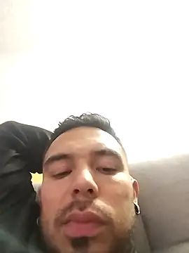 xxierra online show from December 20, 2:08 am