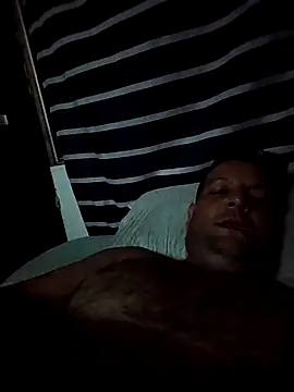 Topezinho123 online show from April 1, 6:15 am